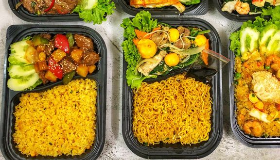 Cơm Chiên Sụn Rang Cháy Tỏi