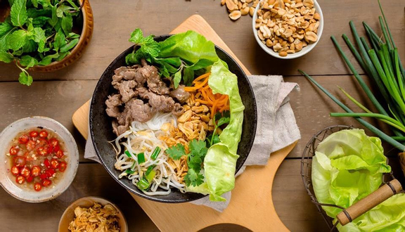 Miến Trộn Hàn Quốc Thịt Gà