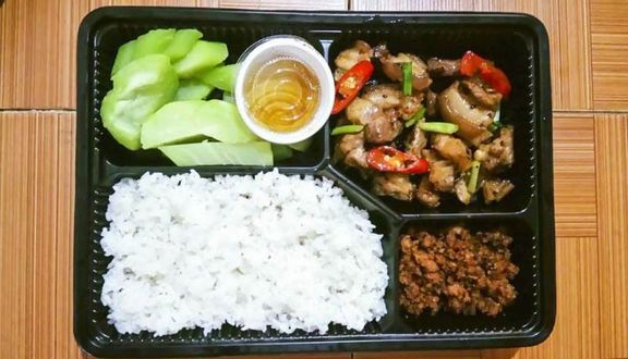 Cơm Gà Chua Ngọt