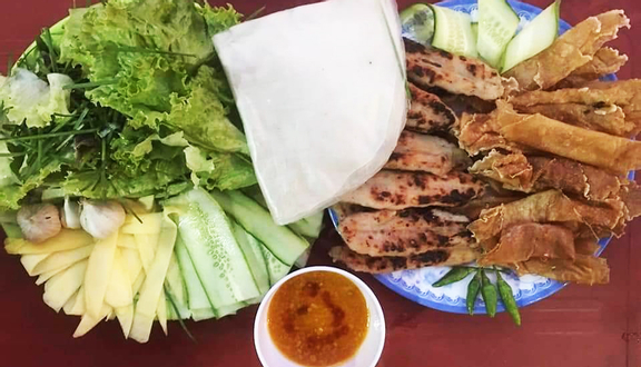 Nem Nướng Cô Hoa - Trần Quý Cáp