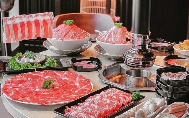 Manwah Taiwanese Hotpot - Nguyễn Hoàng