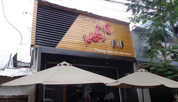 Mộc DJ Cafe
