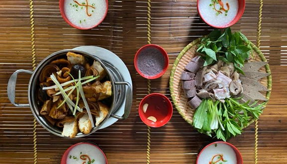 Lòng Việt Quán