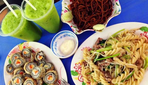 Bún trộn nem lụi