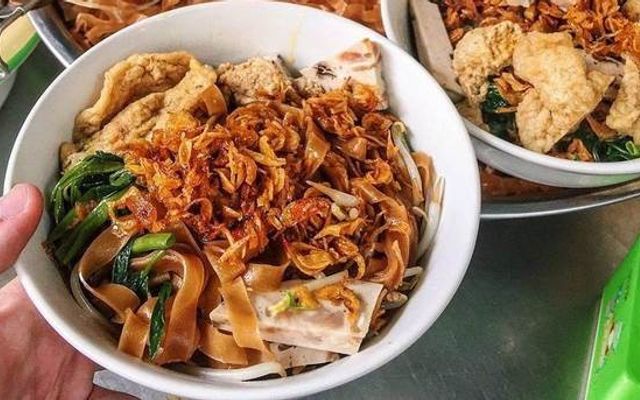 Lê Lan - Bánh Đa Cua Gia Truyền