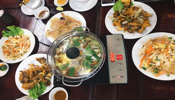Lẩu Sành Phố Cổ - Phở & Cơm Rang