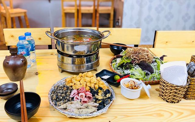 Lẩu Ốc Bà Tuyết