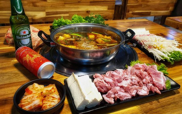 Lẩu Nướng àHa