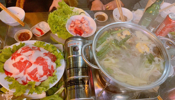 Lẩu Bò Đặc Biệt & Bún Bung Gia Truyền - Quang Trung