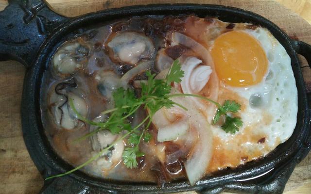 Hàu sống con