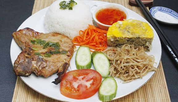 Cơm Sườn Dẻ Nướng