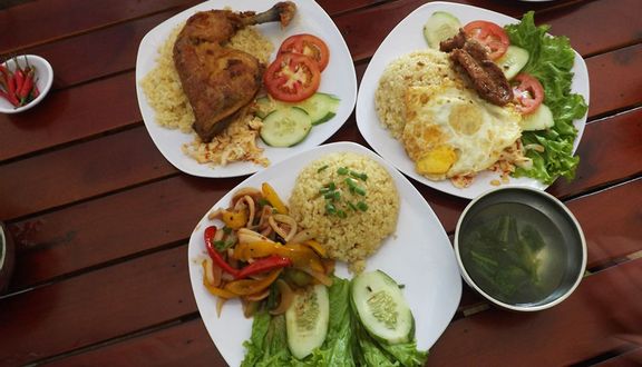 Lagio - Cơm Gà Xối Mỡ