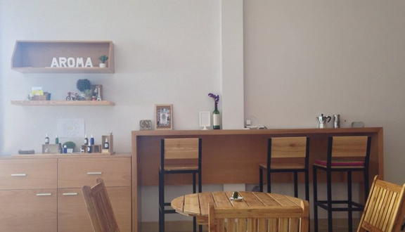 L'arome Cafe - Vệ Hồ