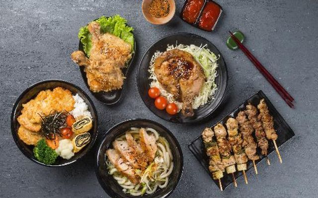 Cơm Bento Gà Hamburger