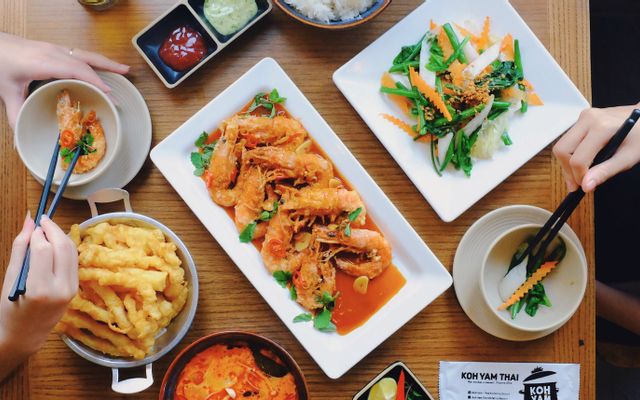 Gỏi Chân Gà Rút Xương