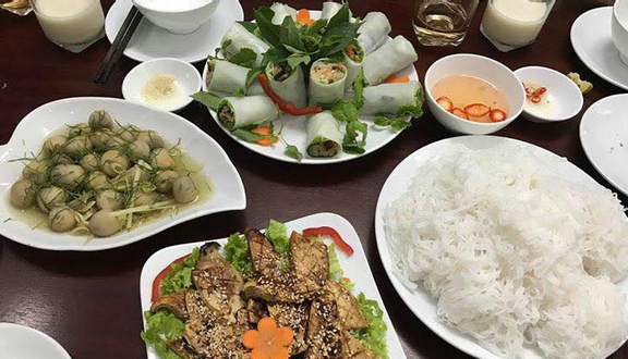 Nộm Rau Theo Mùa