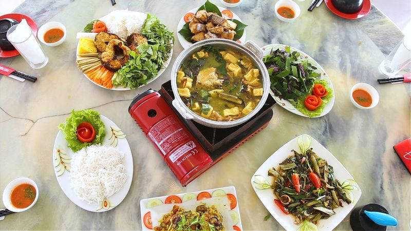 Kiều Gia - Nhà Hàng Trên Sông