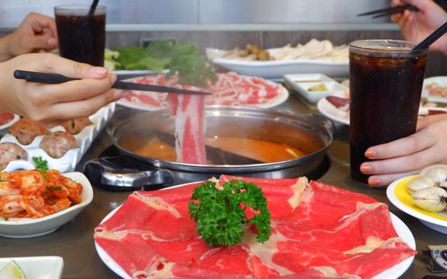 Kichi Kichi Lẩu Băng Chuyền - Dolphin Plaza