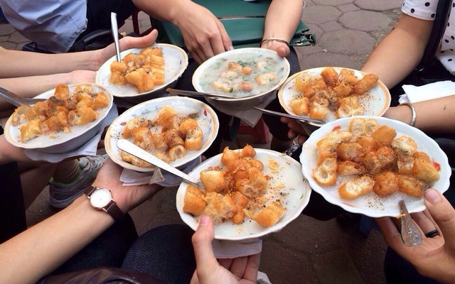 Khu Ăn Uống Bách Khoa